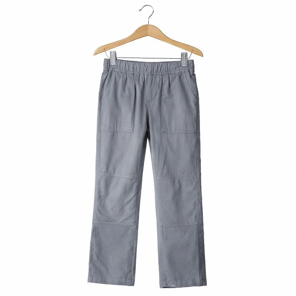 Tea Brand Gray Cargo Casual Pant. Great Condition. Size 4. Elastic Waist. Size 5